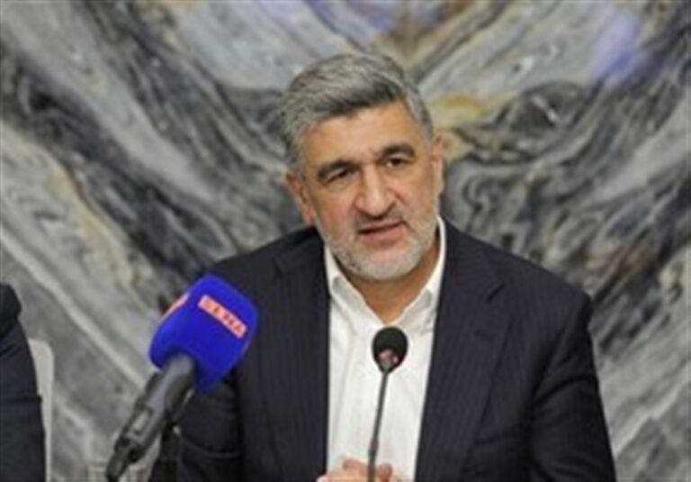 1404040108021034433200404