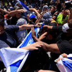 درگیری دانشجویان حامی فلسطین با حامیان رژیم صهیونیستی در دانشگاه کالیفرنیا/ 10 اردیبهشت 1403