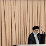 رهبر انقلاب در خطبه‌های نماز جمعه تهران: در انجام وظیفه نه تعلل می‌کنیم، نه شتابزده می‌شویم/ کار نیروهای مسلح ما قانونی و مشروع بود/ 13 مهر 1403