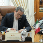 گفت‌وگوی تلفنی وزرای خارجه ایران و چین در خصوص تحولات منطقه/ 23 مهر 1403