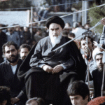 12 بهمن ماه سالروز بازگشت حضرت آیت الله امام خمینی به وطن گرامی باد / 12 بهمن 1402