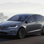 تسلا و بی ام و پرفروش‌ترین خودروسازان لوکس برای سال ۲۰۲۱ شناخته شدند