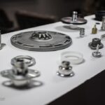 تولید قطعات حساس خودرو در داخل کشور/ خودروسازان قرارداد نمی بندند!