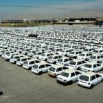 خودروسازان برای تامین مالی، پیش فروش یکساله برگزار می‌کنند