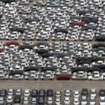 خودروهای مانده در پارکینگ پارس‌خودرو به دلیل کمبود قطعه به بازار عرضه نشدند