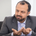 صاحب نظران مشکلات صدور مجوز در زیر مجموعه‌های وزارت اقتصاد را بگویند