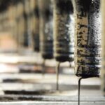 قیمت گذاری دستوری و حذف بورس کالا در طرح قیر رایگان فسادزاست