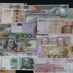 نرخ رسمی ۲۰ ارز کاهش یافت