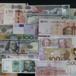 نرخ رسمی ۳۲ ارز نسبت به روز گذشته کاهش یافت