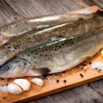 هر کیلو قزل آلا ۸۰ هزار تومان به فروش می‌رود