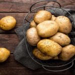 کاهش ۱۵۰۰ تومانی قیمت سیب زمینی در بازار