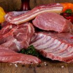 گوشت قرمز را قاچاق گران کرد