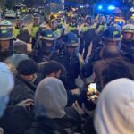 پاسخ هواداران انقلاب به آشوبگران مقابل مرکز اسلامی انگلیس