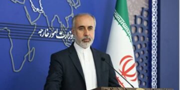 رفع تحریمها از اولویتهای اساسی ایران است