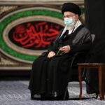 رهبر انقلاب می‌فرمایند: امام حسن عسکری (علیه‌السلام) حزب طرف‌دار خود را نزدیک خودش می‌داند