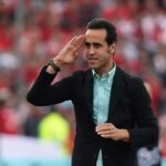 علی کریمی قهرمانی استقلال در سوپرجام ۱۴۰۱ را تبریک گفت / 12 آبان 1401