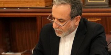 عراقچی: فعلاً هیچ مذاکرهای با آمریکا در کار نیست!