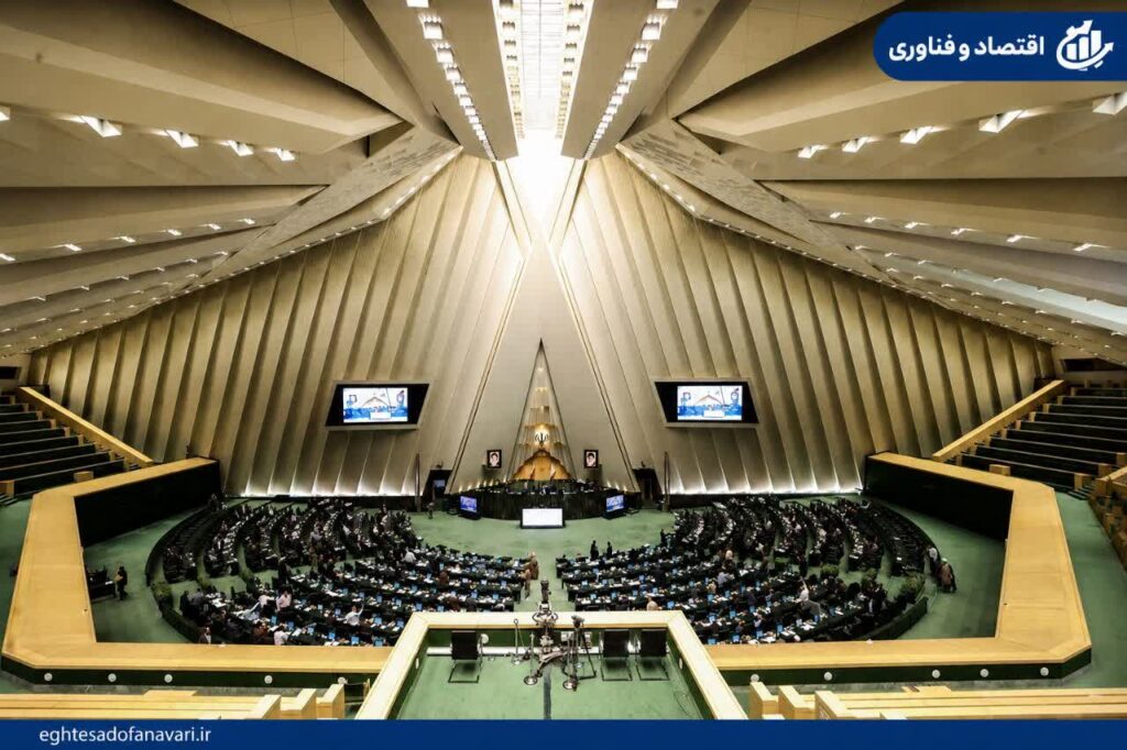 مجلس پس از پنج ماه بازگشایی شد؛ دستورکار صحن با مطالبات دوران پساجنگ همسو نیست